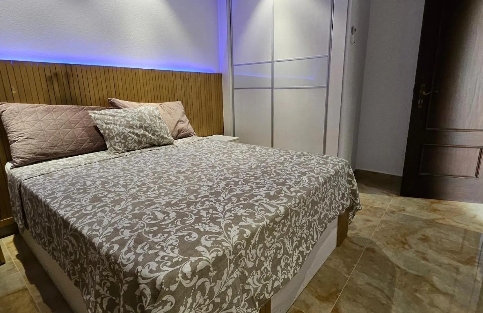 Apartamentos Albatros Golf Del Sur Tenerife San Miguel de Abona 3*,  Španělsko